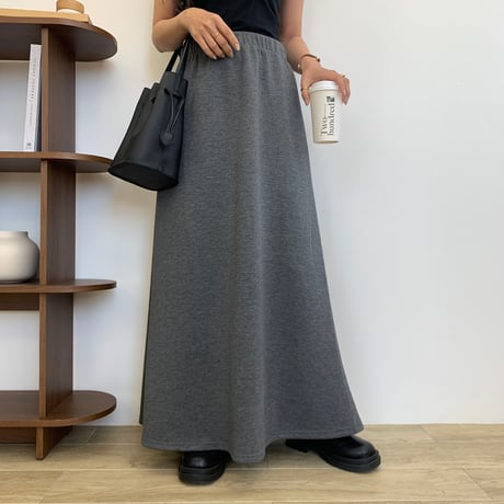 リラックスとろみセミフレアスカート