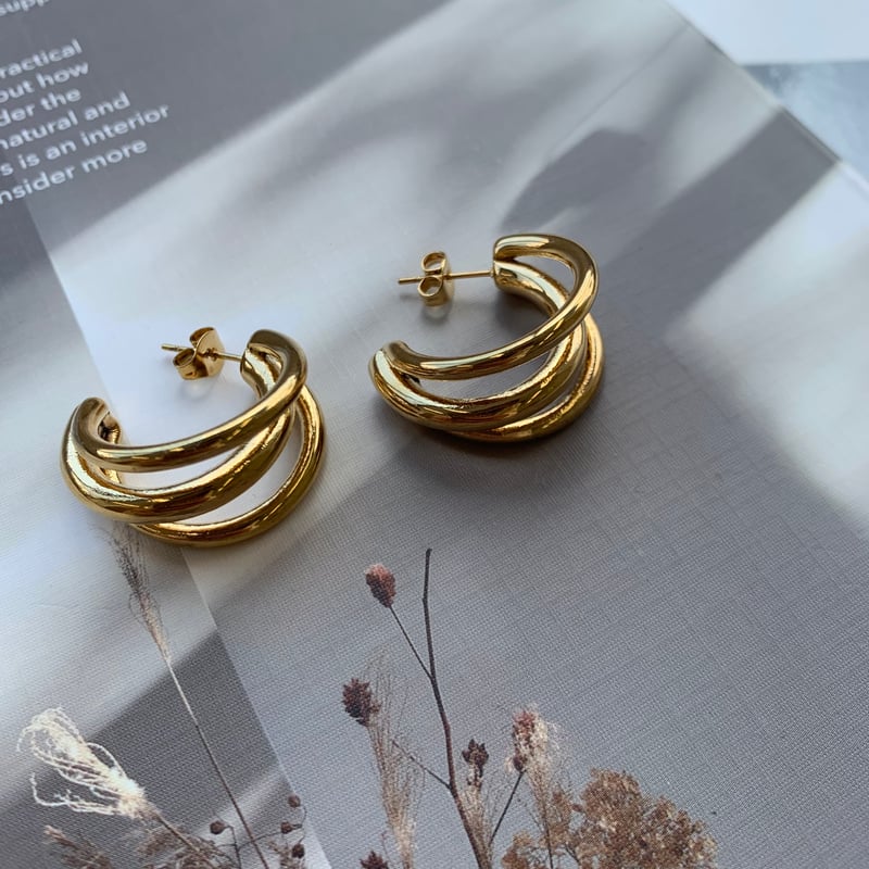 サージカル3連ゴールドピアス・イヤリング | BLATE 