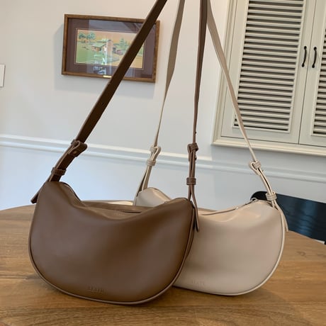 柔らか上質フェイクレザーショルダーBAG