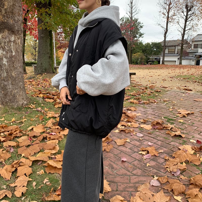 ユニセックス袖取り外し中綿ブルゾン | BLATE