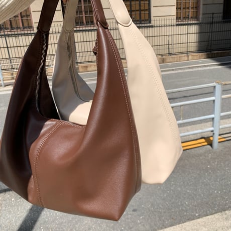 柔らかショルダーbag