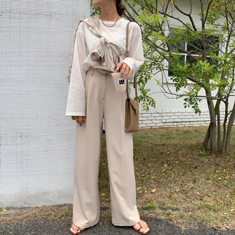 センタープレスカラータックパンツ