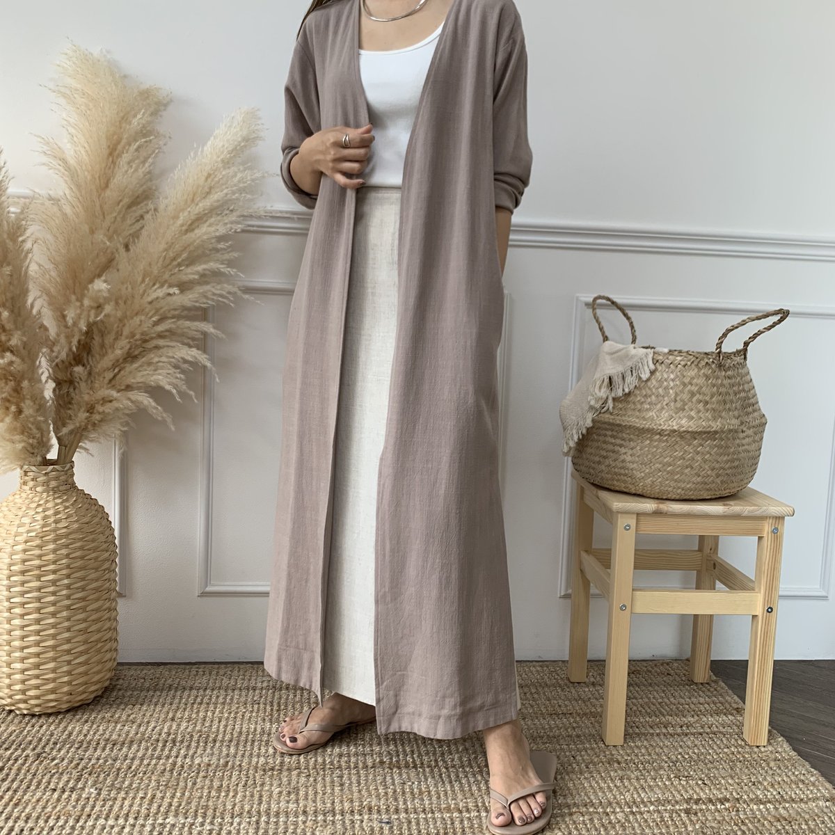 オリジナルリネンノーカラーロングガウン 【スモークモカ】 | BLATE