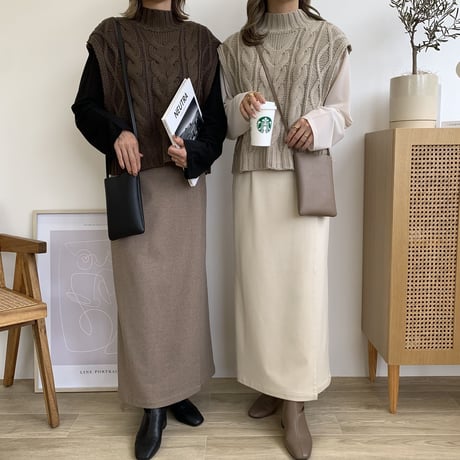 2wayハイネックショートケーブルニットベスト