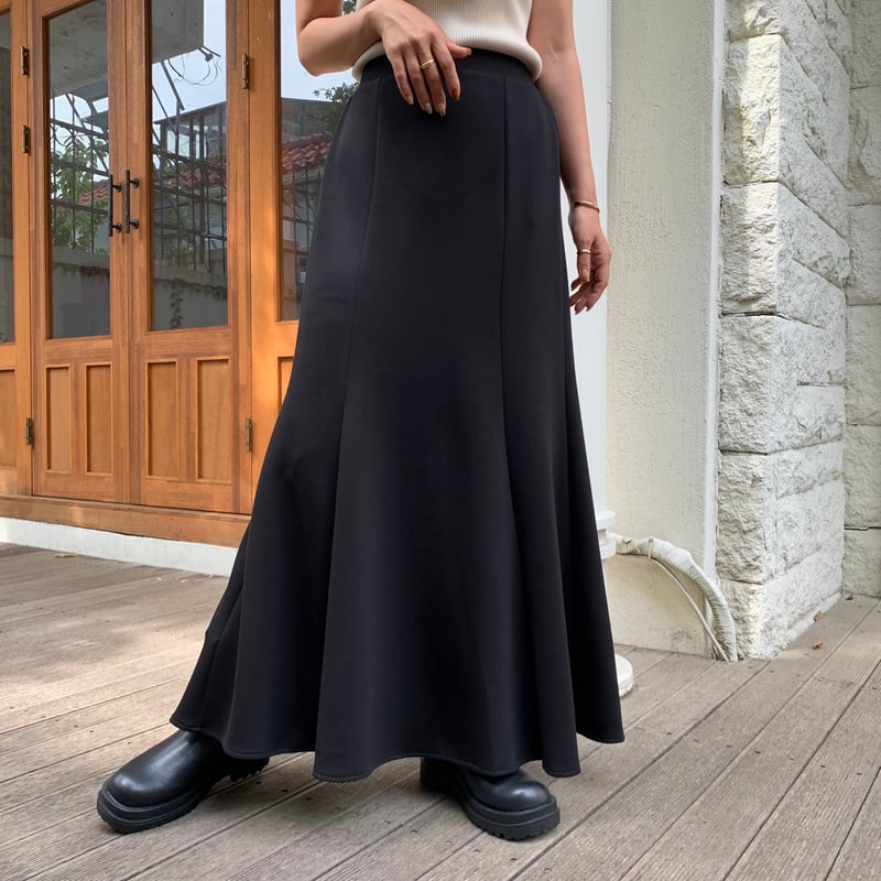 とろとろリラックス美脚マーメイドスカート | BLATE