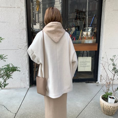 スタンドカラーダブルハーフコート