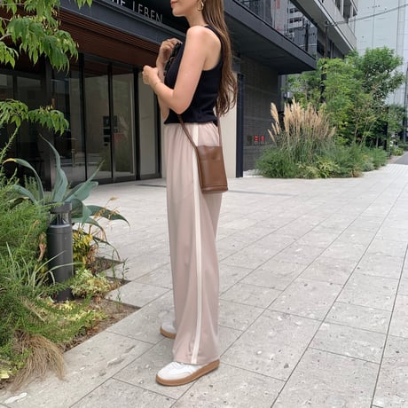 リラックスラインワイドパンツ