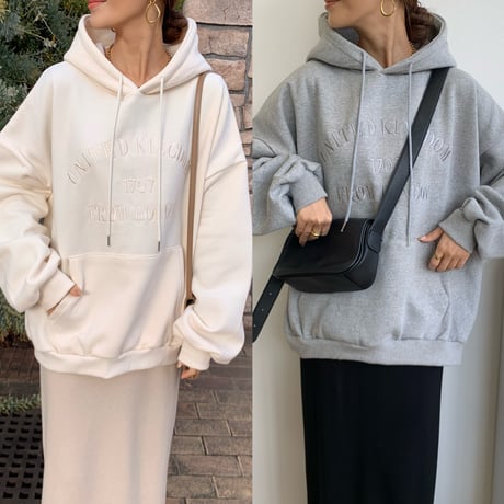 裏起毛ニュアンス刺繍ロゴパーカー