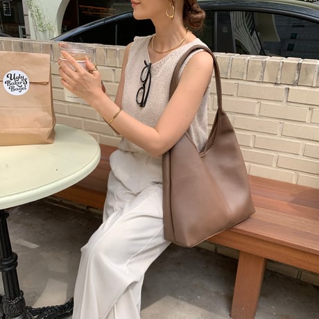 ポーチ付き上質ショルダーbag