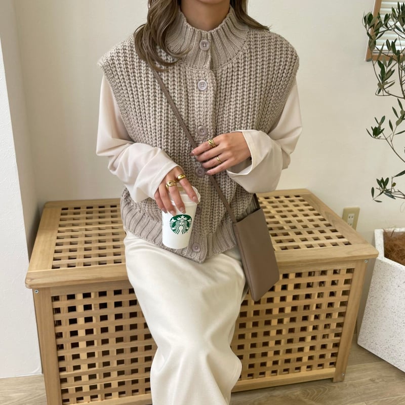 2wayハイネックショートケーブルニットベスト | BLATE