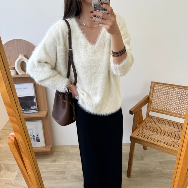 バックリボンニュアンスシャギーニット | BLATE