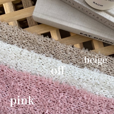 Vネックフェザーサマーニット