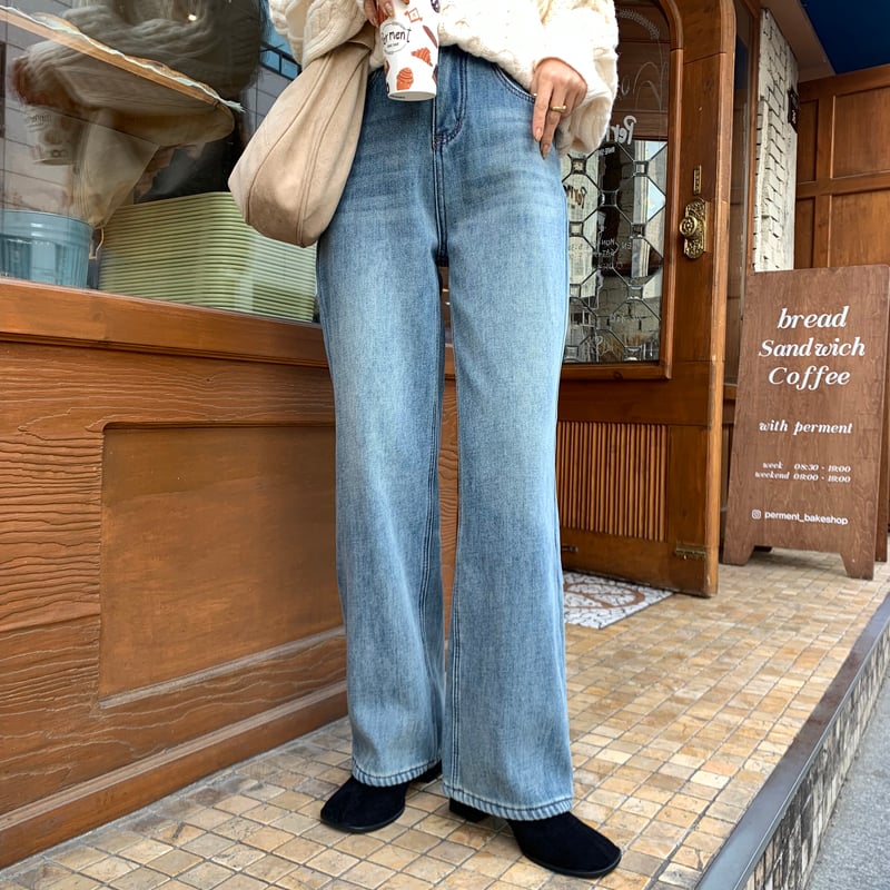 裏起毛温か美脚ストレートデニム | BLATE