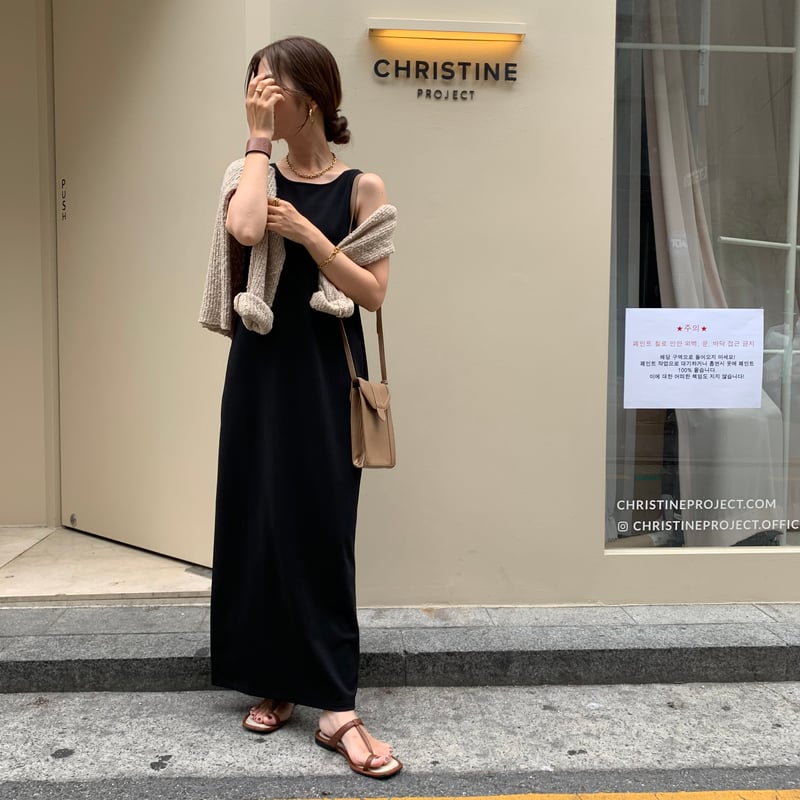 ストレッチストレートワンピース | BLATE