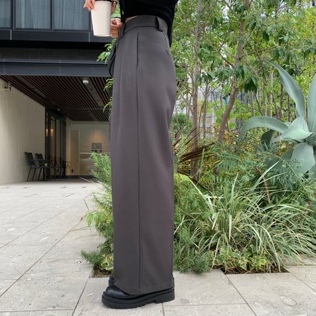 ツータックワイドパンツ