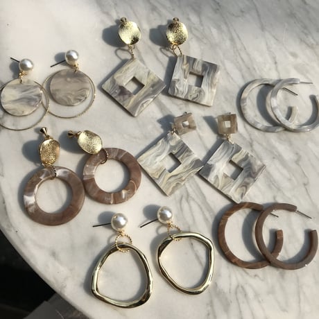 マーブルフープピアス