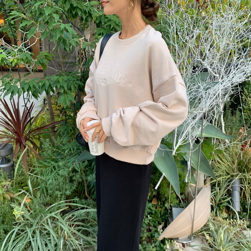 刺繍ロゴベージュスウェット | BLATE