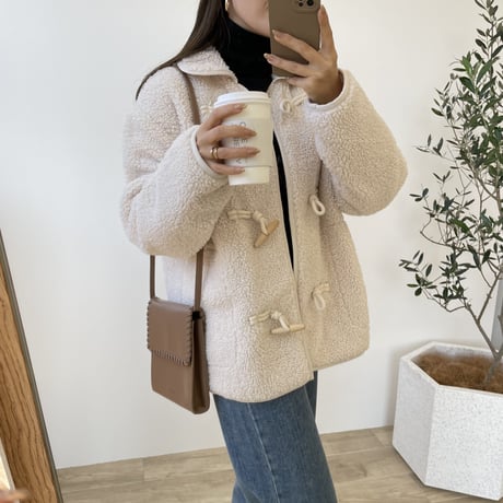 ダッフルボアショートコート