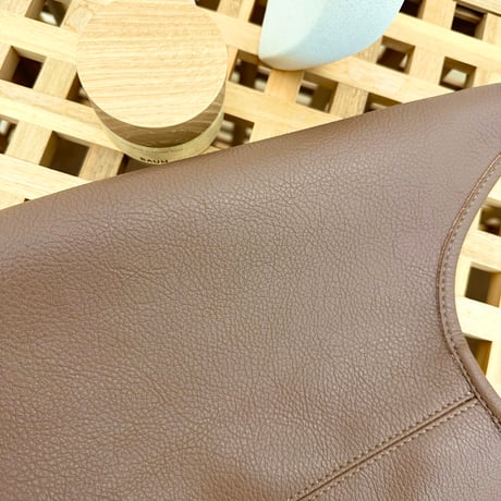 ポーチ付き上質ショルダーbag