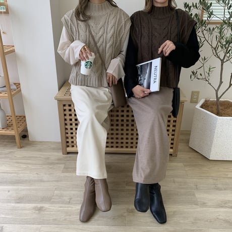 2wayハイネックショートケーブルニットベスト
