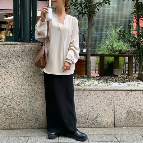 上質ニュアンス起毛リブキーネックボリュームトップス