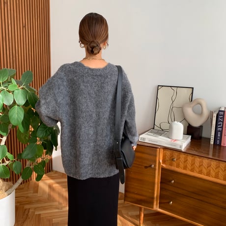 Vネックモヘアタッチニットカーディガン