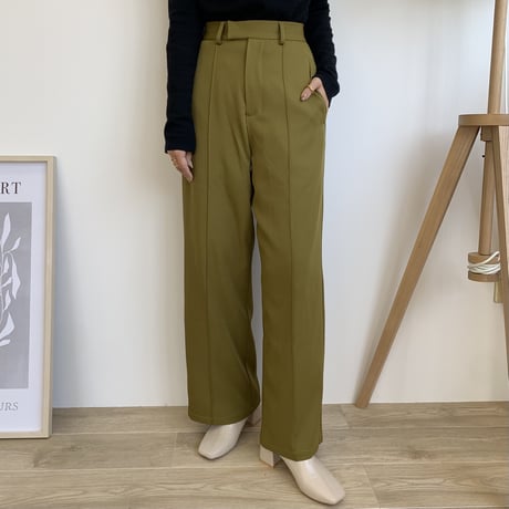 センタープレスストレートワイドパンツ
