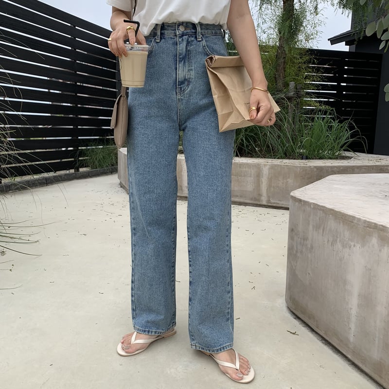 美脚・ストレートデニム | BLATE