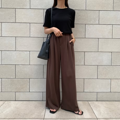 とろとろリラックスツータックワイドパンツ