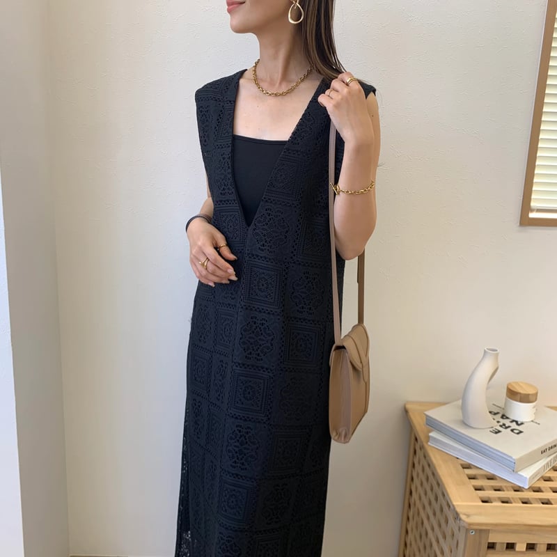 現行タグ【美品】モラビト モニーレ装飾　Vネックリネンロングワンピース 38 現行タグ【美品】モラビト モニーレ装飾 Vネックリネンロング