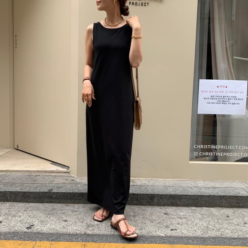 ストレッチストレートワンピース | BLATE ストレッチストレートワンピース | BLATE