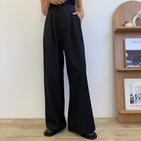 ルーズワイドタックパンツ