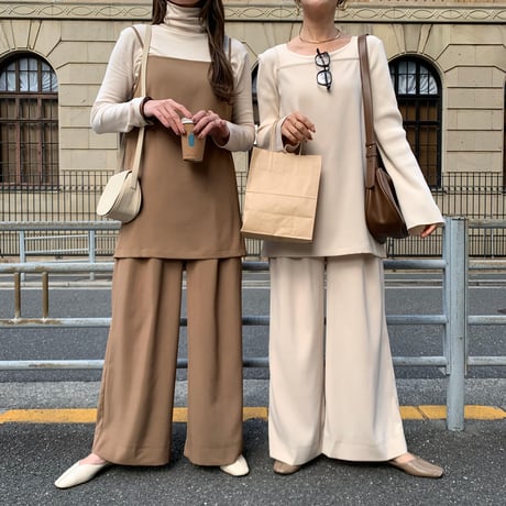 リラックスタックワイドパンツ