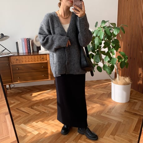 Vネックモヘアタッチニットカーディガン