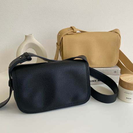 万能シンプルショルダーbag