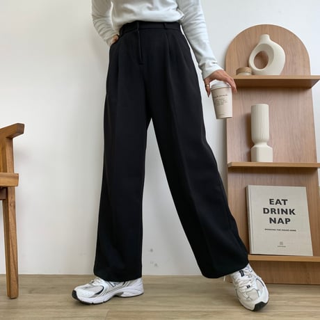 裏起毛タックワイドパンツ