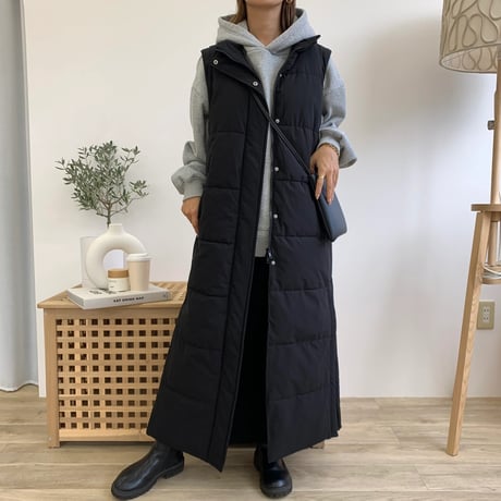 中綿ロングベスト