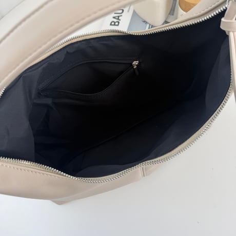 柔らかショルダーbag