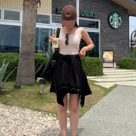 水陸両用カップ付きクロップドタンクトップラッシュガード