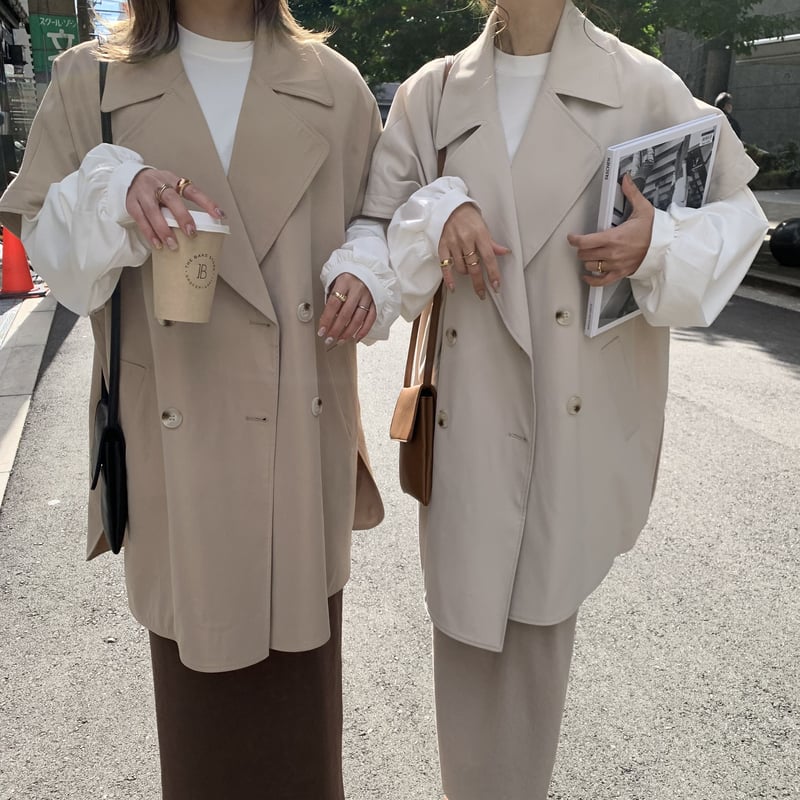 【新品未使用】Heve ベージュ ポンチョ トレンチコート 2wayポンチョトレンチ | BLATE