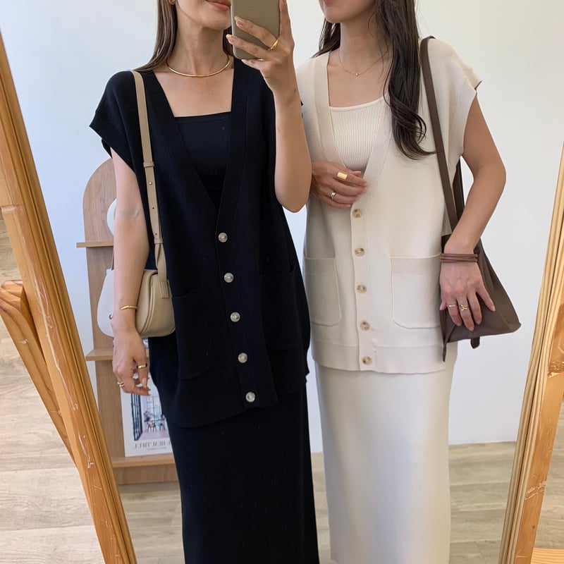 Vネックニットベスト | BLATE