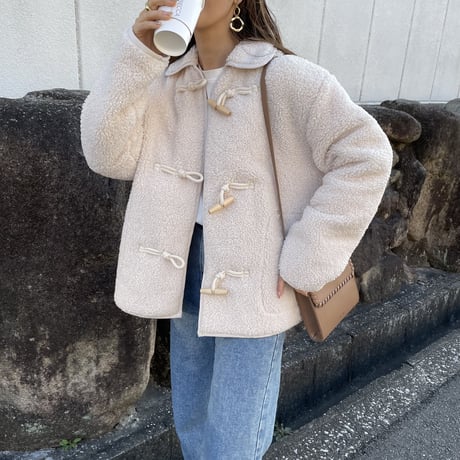 ダッフルボアショートコート