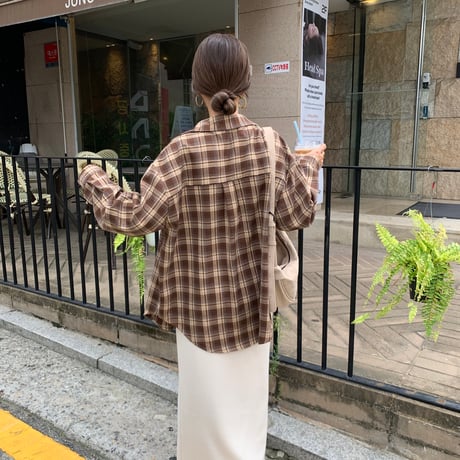 ニュアンスブラウンチェックシャツ