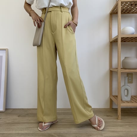 センタープレスストレートワイドパンツ