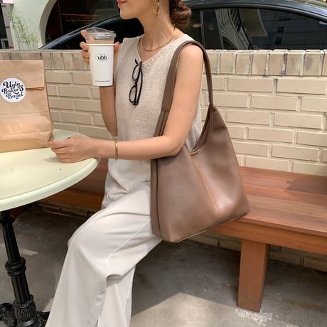 ポーチ付き上質ショルダーbag