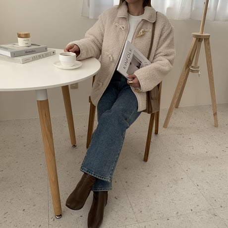 ダッフルボアショートコート