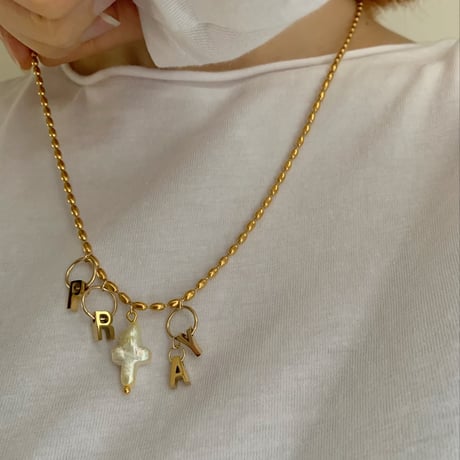 [002-035] PRAY necklace