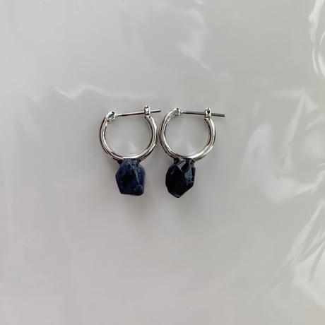 [000-052] sodalite pierce/earring