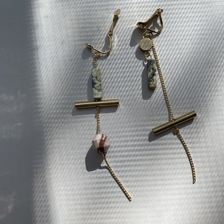 [ 000-046 ] to pray pierce/earring