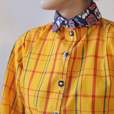 Retro yellow check pattern blouse (no.099)